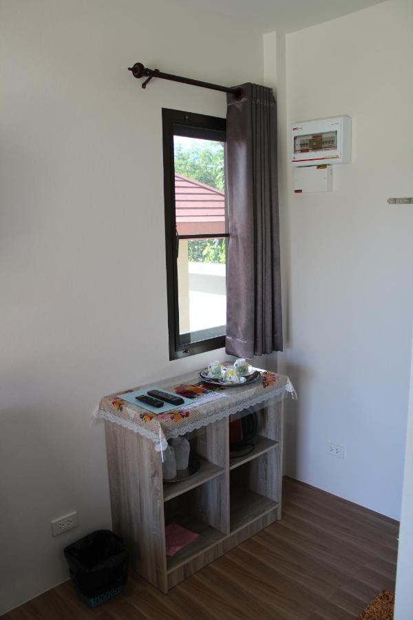 Naluemon Village Fh 1 Rayong Exterior photo